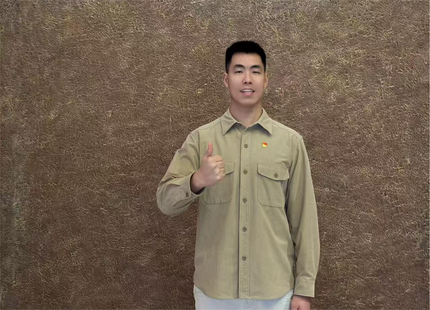 优秀党务工作者-何杰安.png